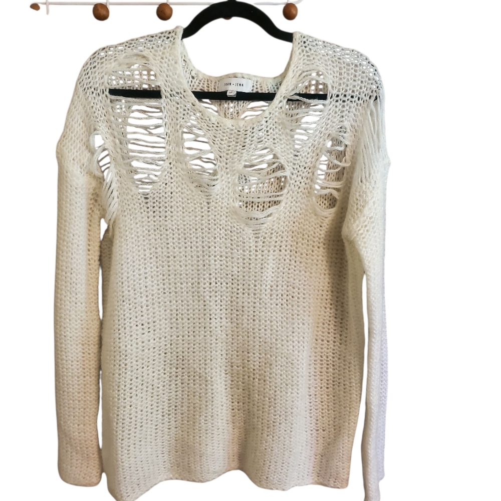 John + Jenn Cream Distressed Crew Neck Sweater. Size S.